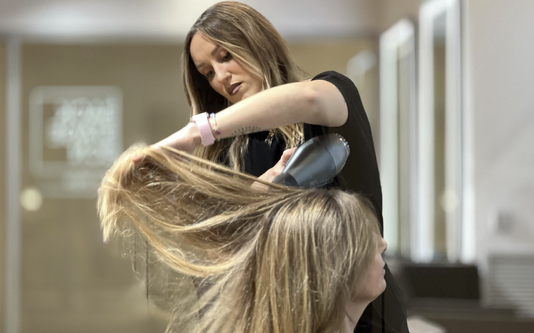 ¿Es bueno secarse el pelo con secador?